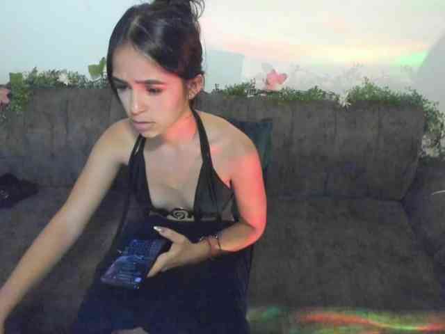 paulasweet18 webcam