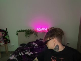 CRYBABYCRY Porn Show