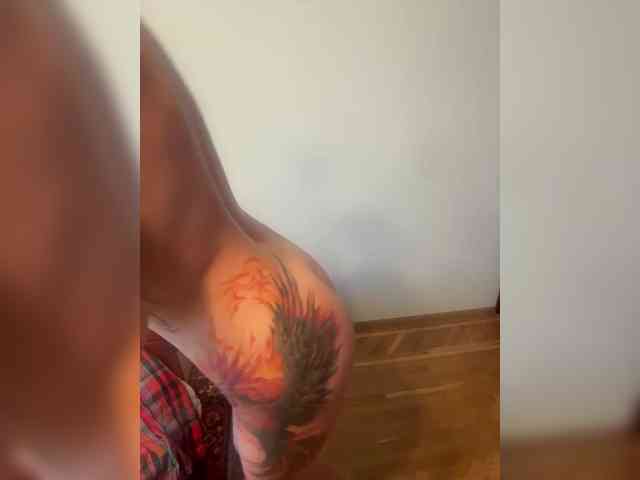 BIGTITTS-JANE webcam