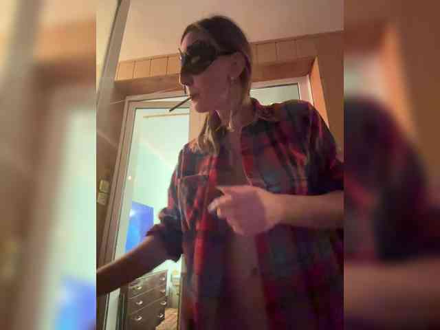 BIGTITTS-JANE webcam