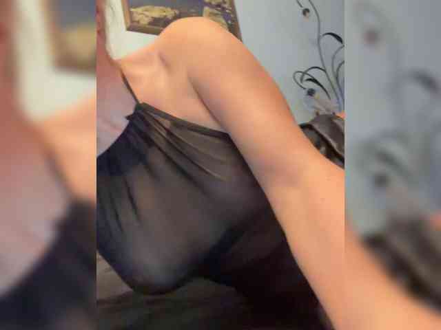 BIGTITTS-JANE webcam