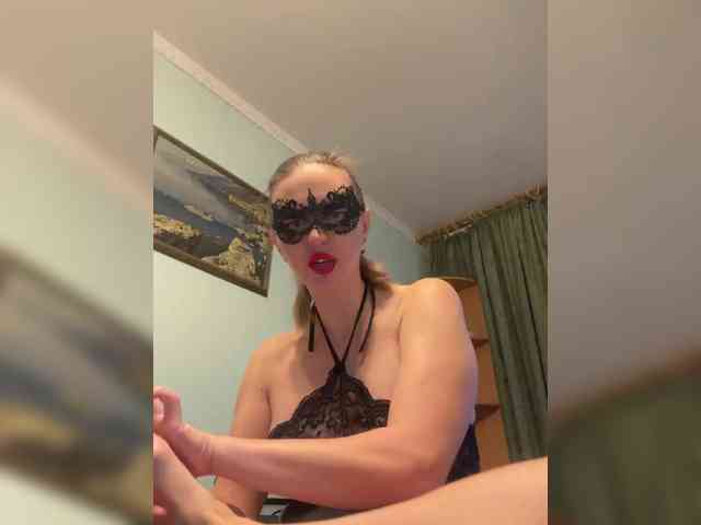 BIGTITTS-JANE webcam