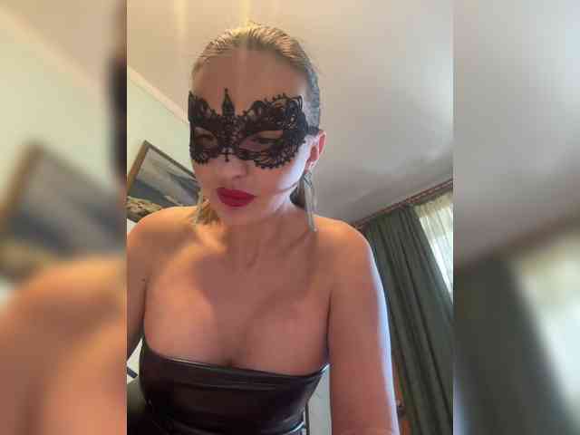 BIGTITTS-JANE webcam