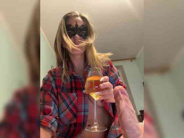 BIGTITTS-JANE webcam