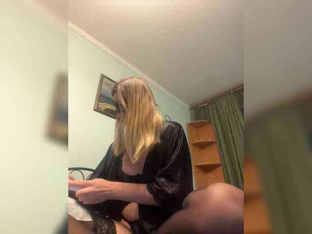 BIGTITTS-JANE webcam