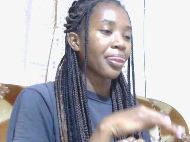 lunaeva Live Webcam on BongaCams