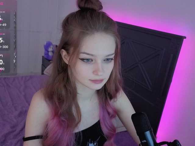 Angel-Bruh's BongaCams show and profile