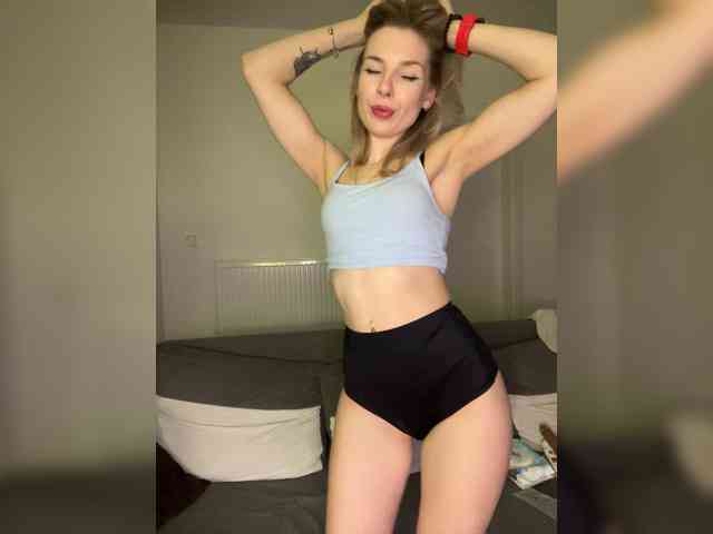miahollis Live Webcam on BongaCams