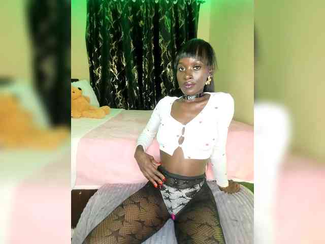 MythicalEbony webcam