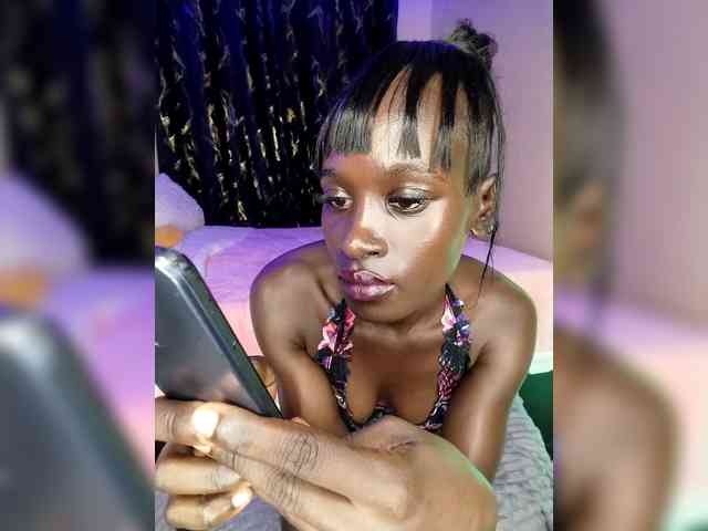 MythicalEbony webcam