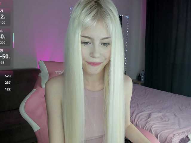 redqwe0u0 — Hand-Bra