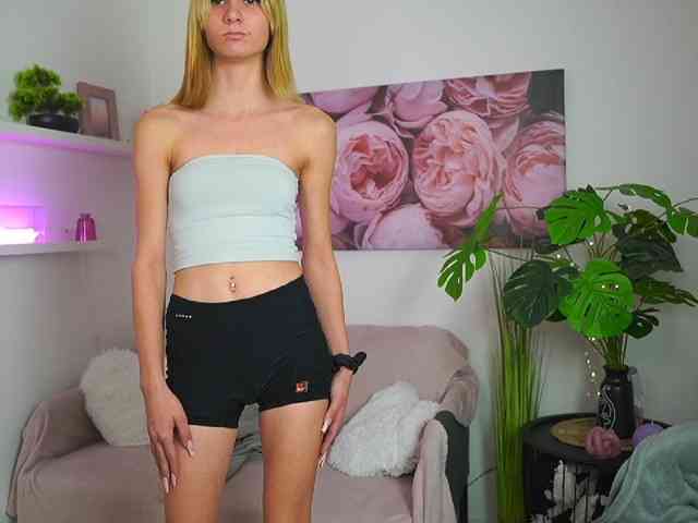 BellaYoungxXx webcam