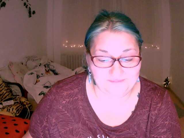 Preview of blondybigboobs