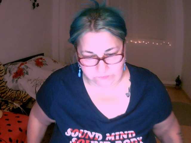 Blondybigboobs webcam