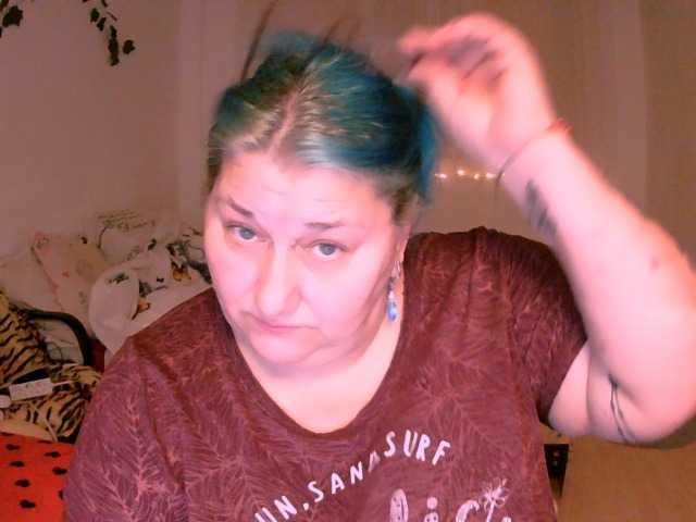 Preview of blondybigboobs