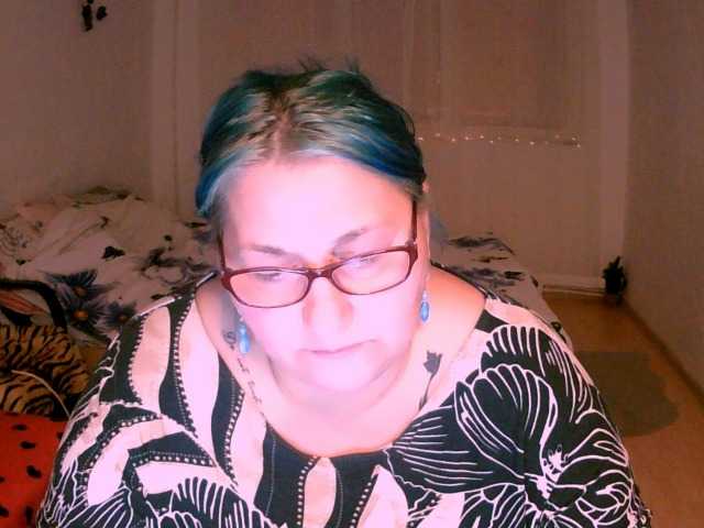 BlondyBigBoobs's Thumb Image