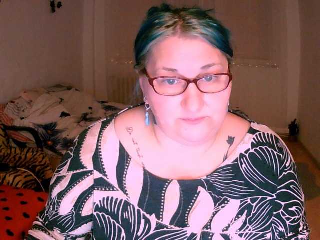 BlondyBigBoobs's Thumb Image