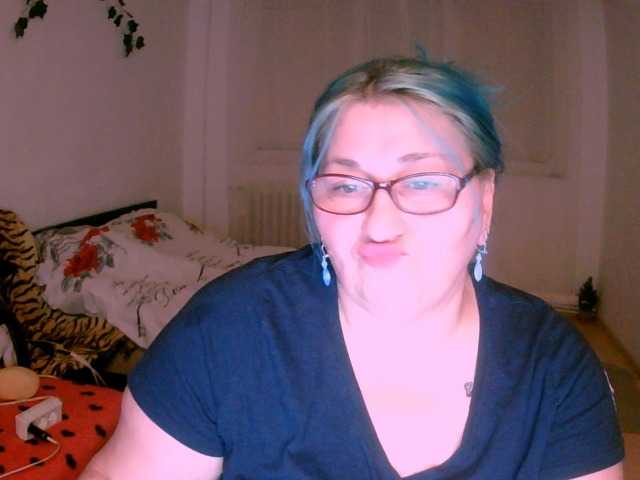 BlondyBigBoobs's Thumb Image