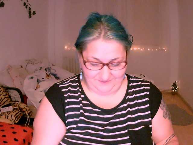 Blondybigboobs webcam