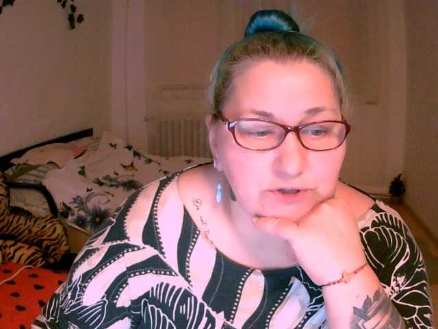 BlondyBigBoobs's Thumb Image