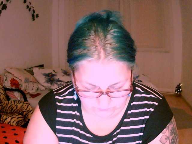 Preview of blondybigboobs