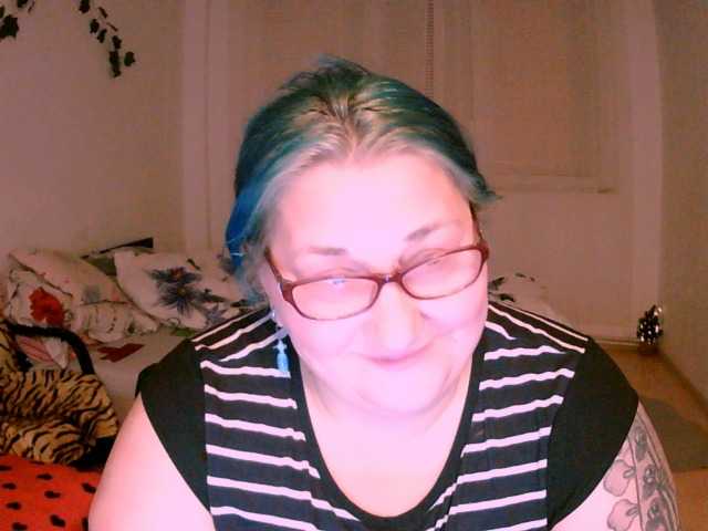 Preview of blondybigboobs