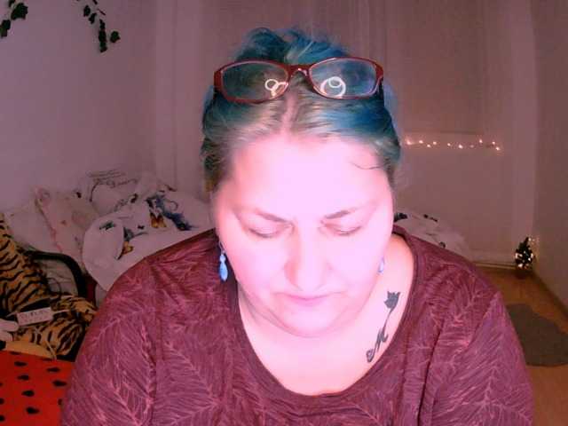 BlondyBigBoobs's Thumb Image