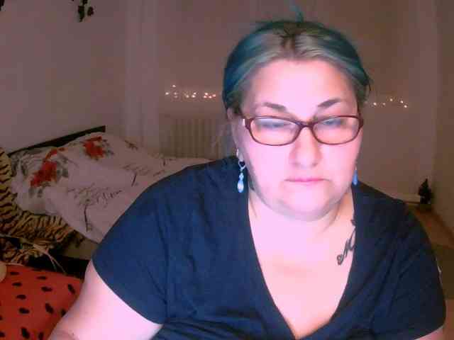 BlondyBigBoobs webcam