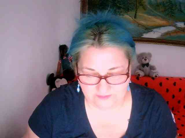 BlondyBigBoobs webcam