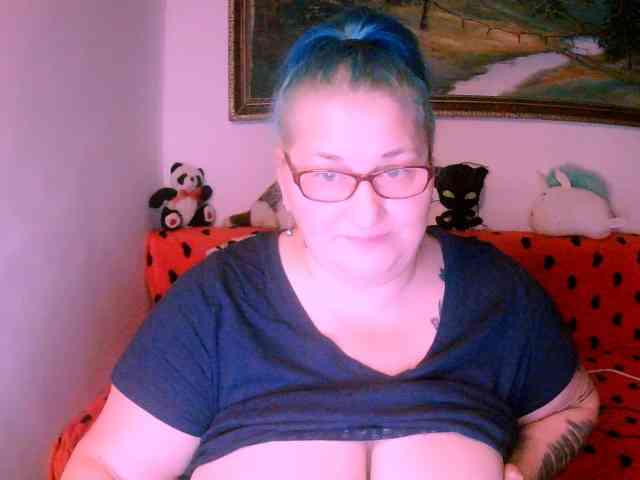 BlondyBigBoobs BlondyBigBoobs