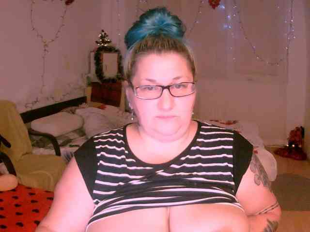 BlondyBigBoobs BlondyBigBoobs