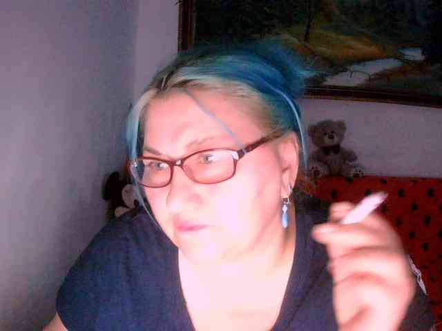 BlondyBigBoobs webcam