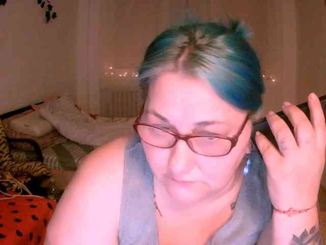 BlondyBigBoobs webcam