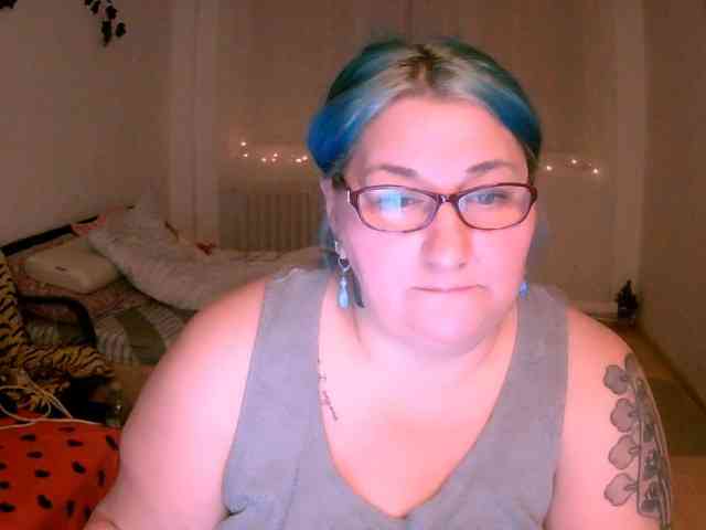 BlondyBigBoobs webcam