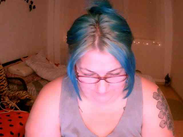 BlondyBigBoobs webcam