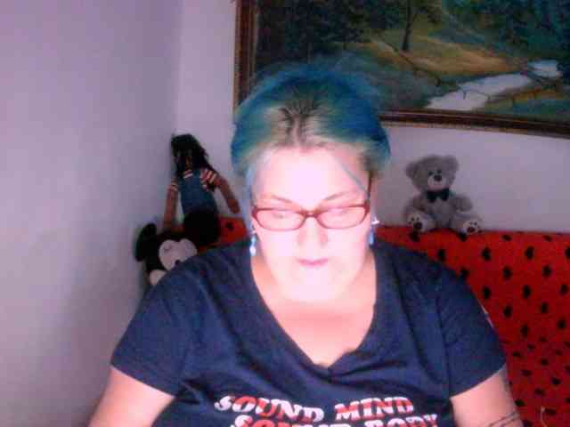 BlondyBigBoobs webcam