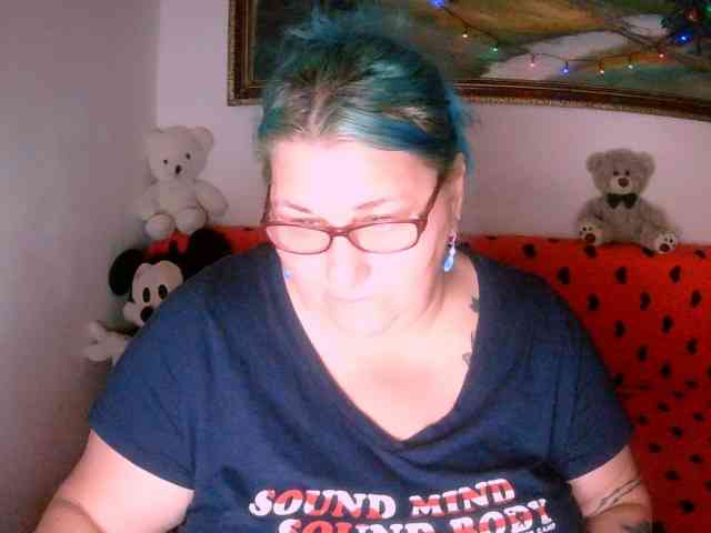 BlondyBigBoobs webcam