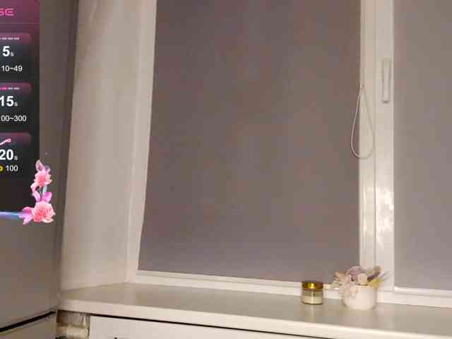 Solar-Stay Live Webcam on BongaCams