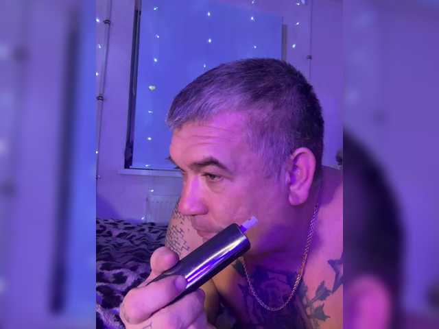 Dami-Marya's BongaCams show and profile