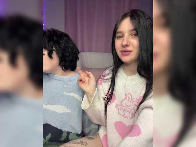 PinkyPai streaming now