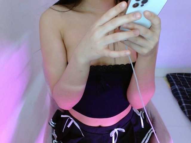 Bora2025's BongaCams show and profile