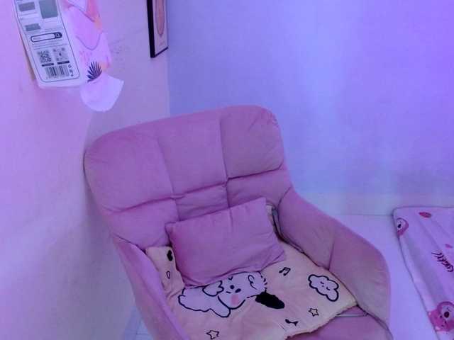 Bora2025's BongaCams show and profile