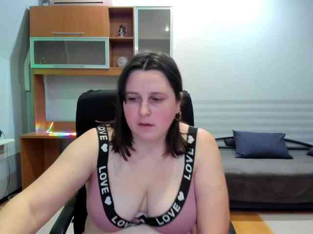 NaomiiWix webcam