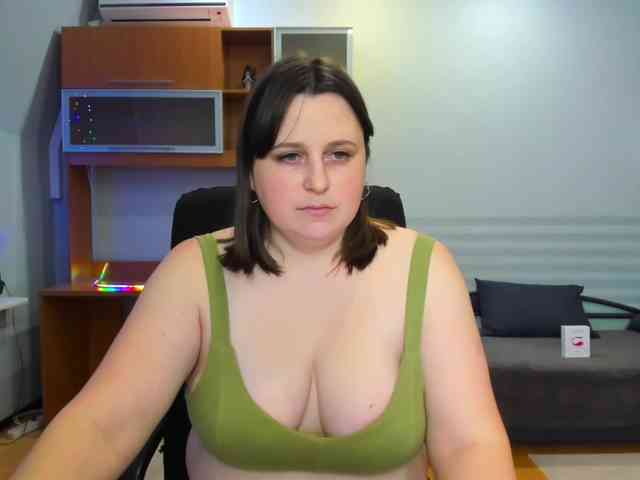 NaomiiWix webcam