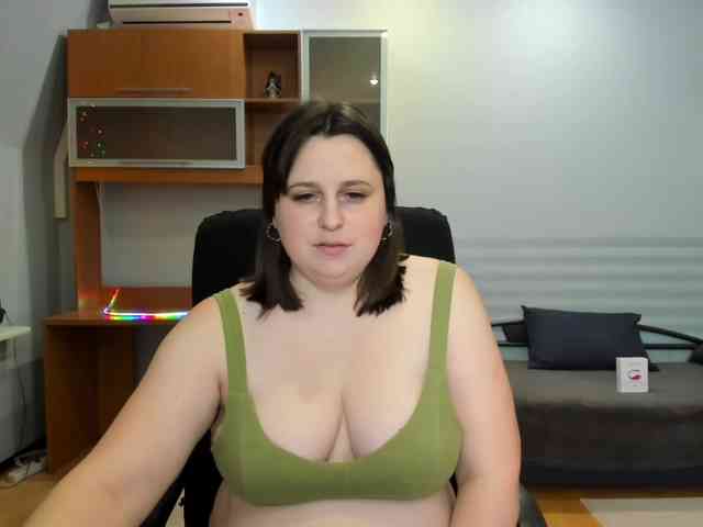 NaomiiWix webcam