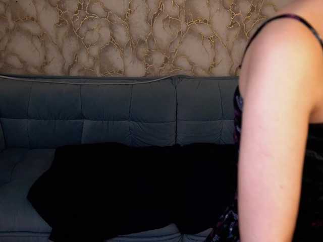 Livia Shy (LiviaShy)