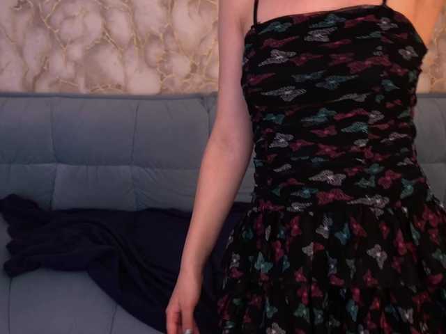 LiviaShy's BongaCams show and profile