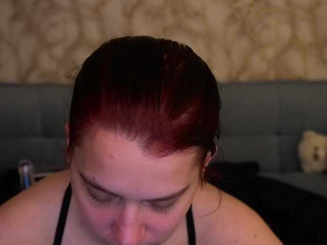 LiviaShy's BongaCams show and profile