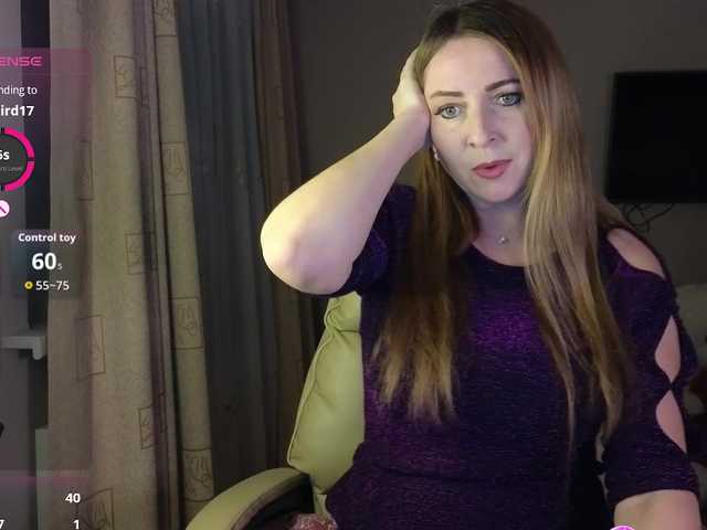 Vre-di-na's BongaCams show and profile