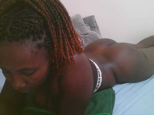 Dark-chocolate001's BongaCams show and profile